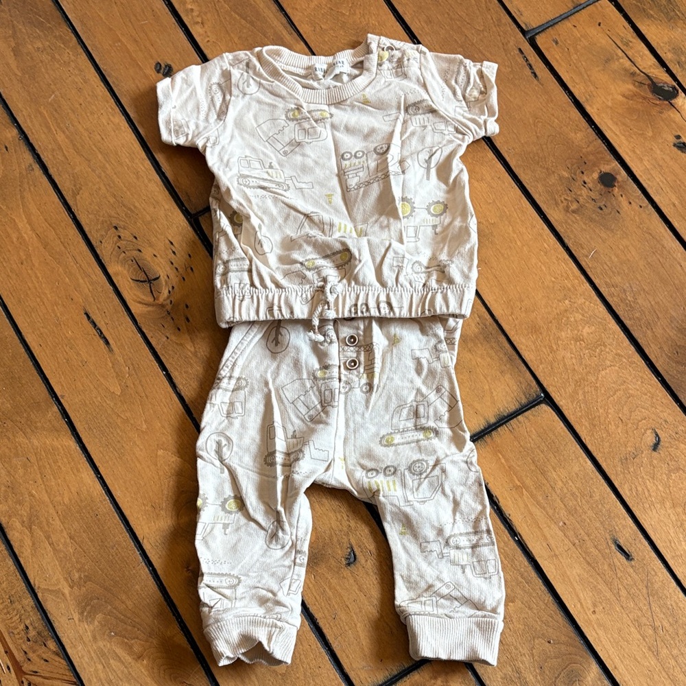 Rabbit + Bear Neutral Construction Print Baby Two-Piece Set
